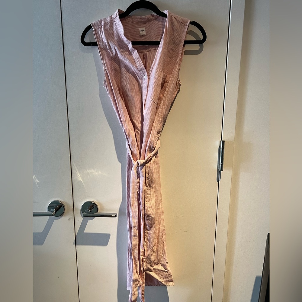 Gap light red and white striped button up dress